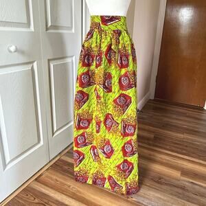 Homemade Popcorn motif print skirt. Floor length Waist 34”aprox size 14/16.